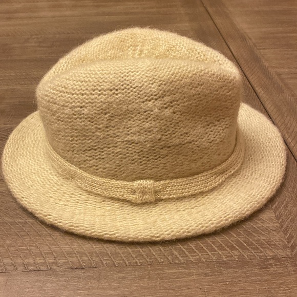 NWT Vintage Arlin Cream Acrylic Knit Hat - Picture 4 of 7